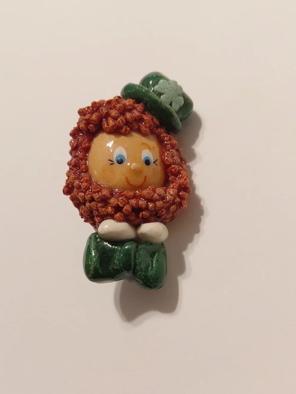 Vintage Spaghetti Ceramic St. Patrick's Day Leprechaun Brooch